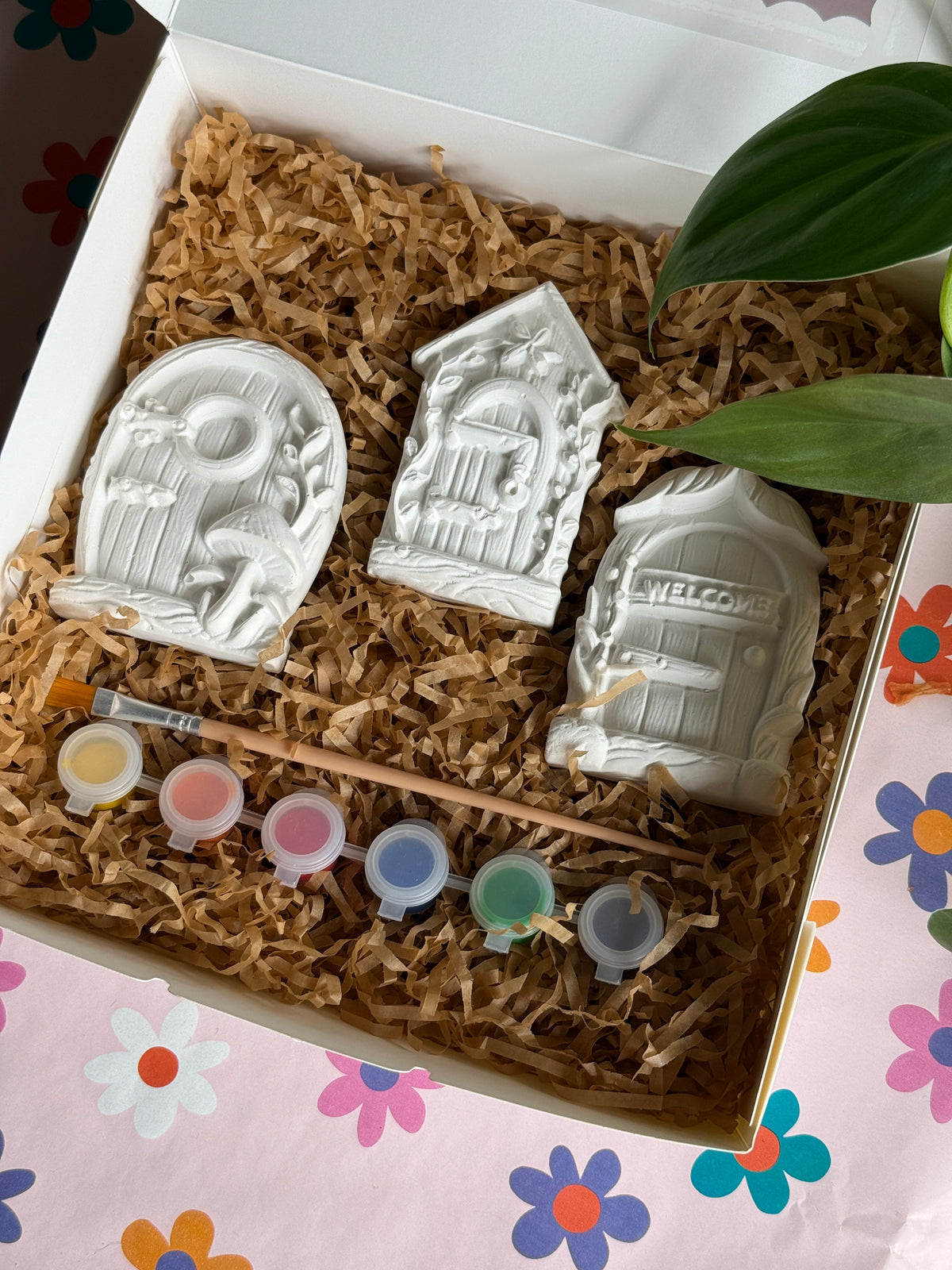 Fairy Door Painting Kit - Paint Your Own Plaster Craft | Magical Gift