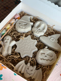 Paint Your Own Halloween Themed Kit