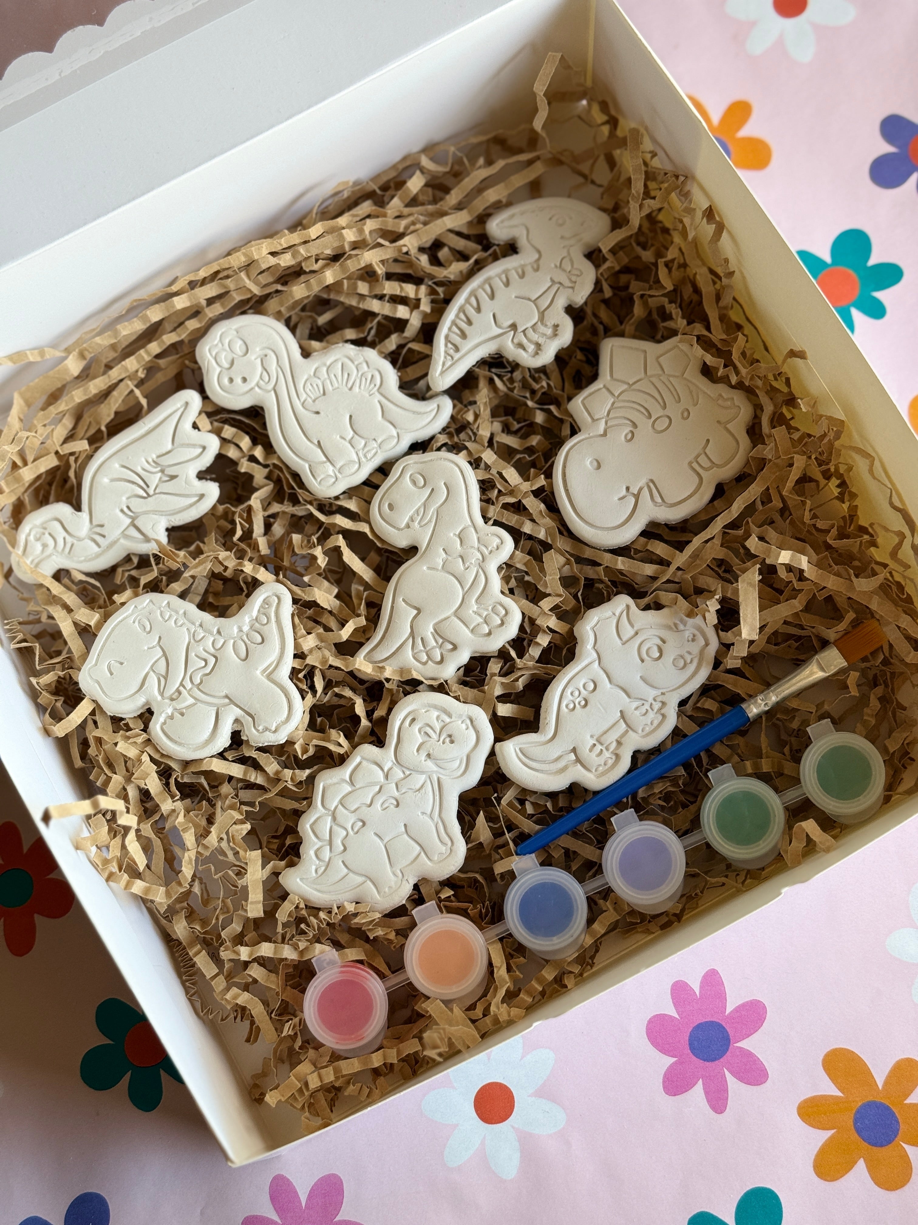 Kids Dinosaur Painting Kit – Paint Your Own Clay Craft Set | Ages 3+